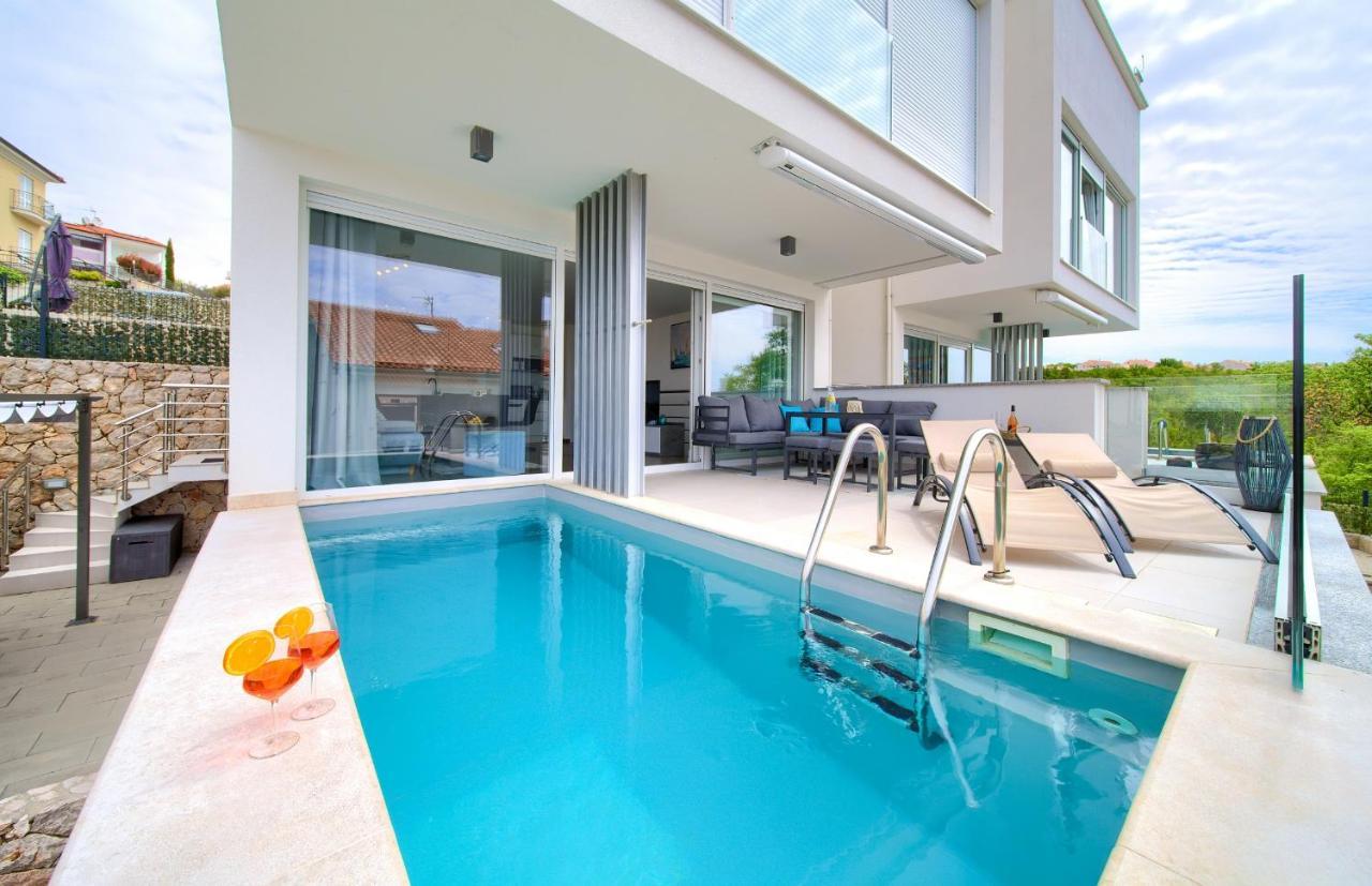Villa Solis Lacus Modern Apartment - Private Heated Pool - Smart Tv Sky X - Free Parking 奈维斯 外观 照片