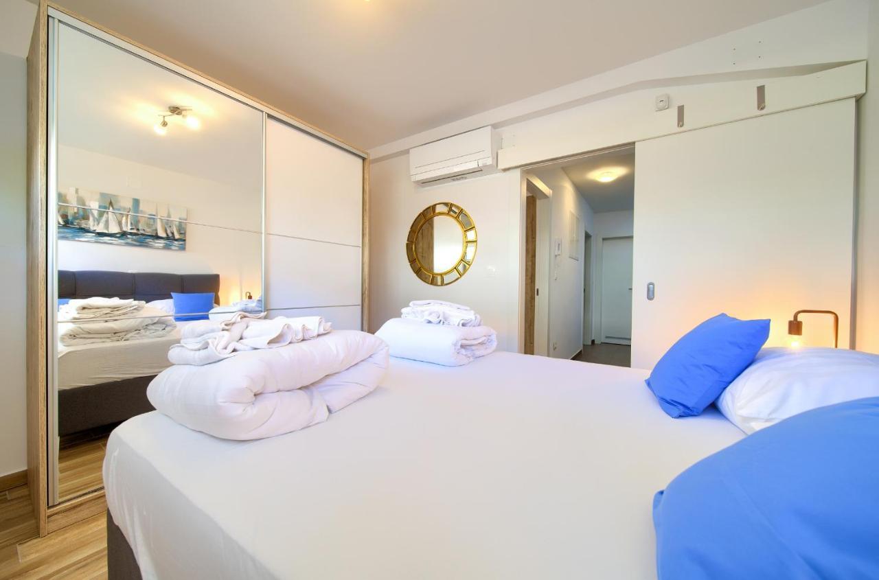 Villa Solis Lacus Modern Apartment - Private Heated Pool - Smart Tv Sky X - Free Parking 奈维斯 外观 照片
