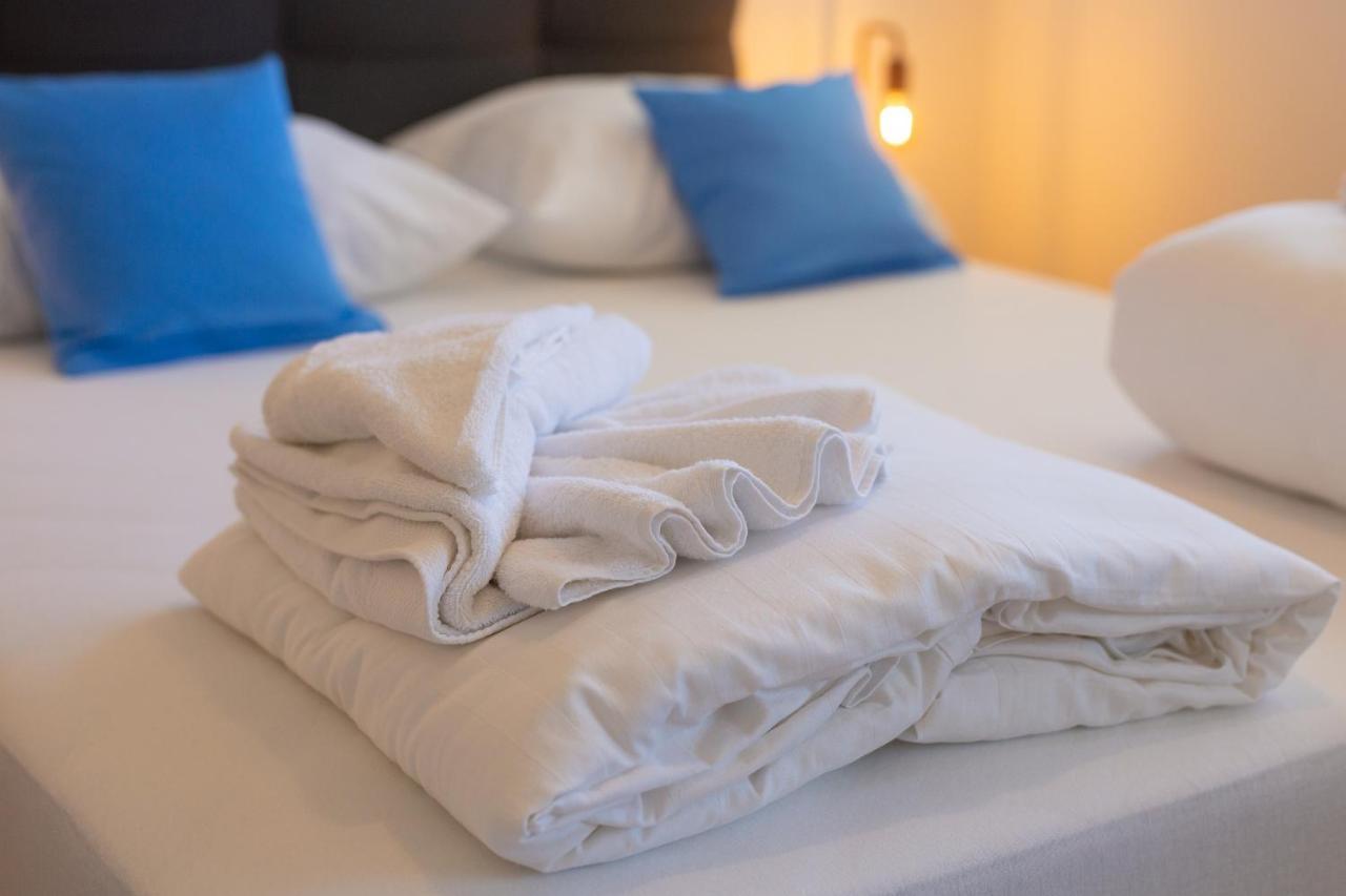 Villa Solis Lacus Modern Apartment - Private Heated Pool - Smart Tv Sky X - Free Parking 奈维斯 外观 照片